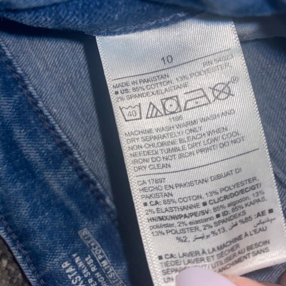 Jeans - Picture 9 of 9